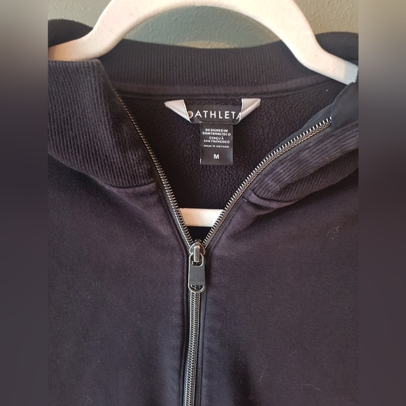 Athleta Triumph Hybrid Half Zip Sweatshirt, Size Medium - Picture 6 of 7